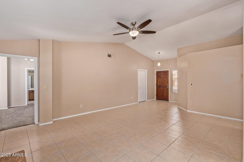 4213 Brookwood Ct, Phoenix, AZ 85048