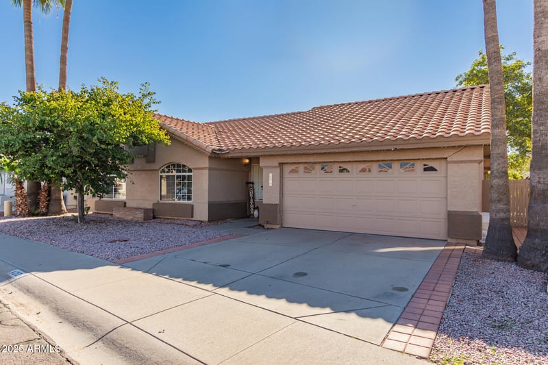 4213 Brookwood Ct, Phoenix, AZ 85048