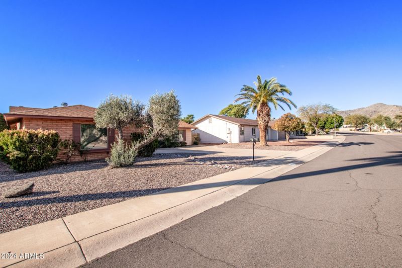4213 E Mandan St, Phoenix, AZ 85044