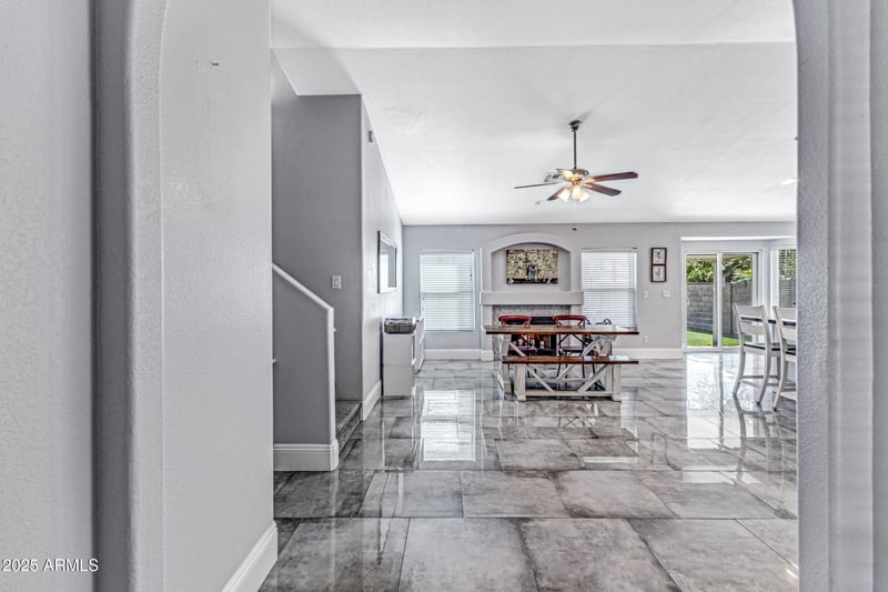 4213 Frye Rd, Phoenix, AZ 85048