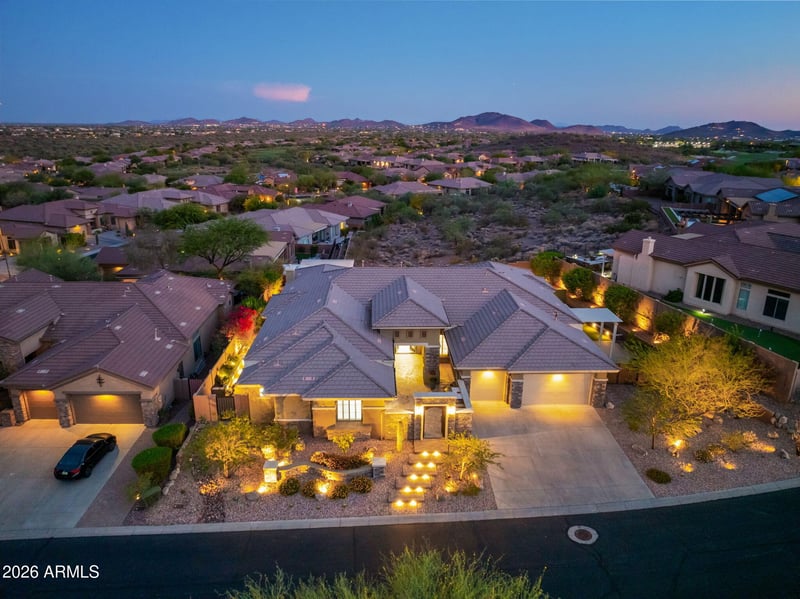 42139 N Mountain Cove Dr, Phoenix, AZ 85086