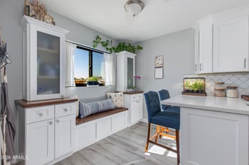 4214 Palm Ln, Phoenix, AZ 85008