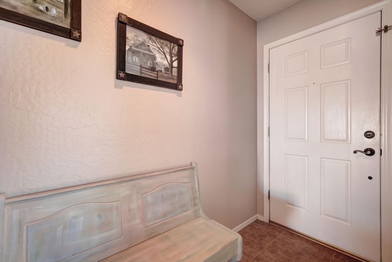 4214 E Whitehall Dr, San Tan Valley, AZ 85140