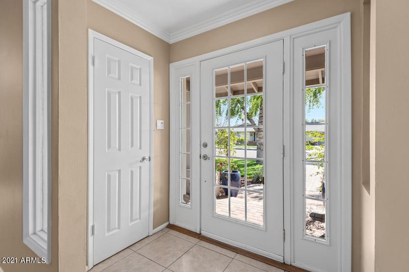 4214 E Whitton Ave, Phoenix, AZ 85018