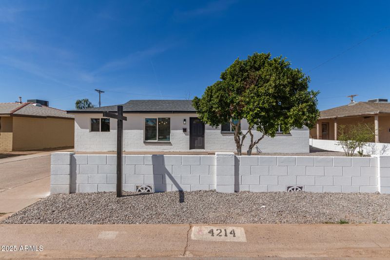 4214 N 48th Ave, Phoenix, AZ 85031