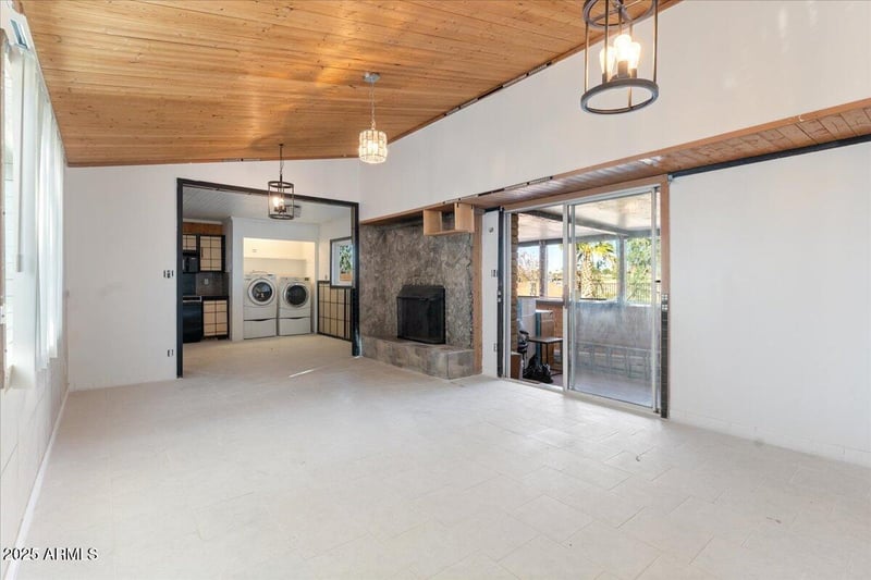 4215 105th Ave, Phoenix, AZ 85037