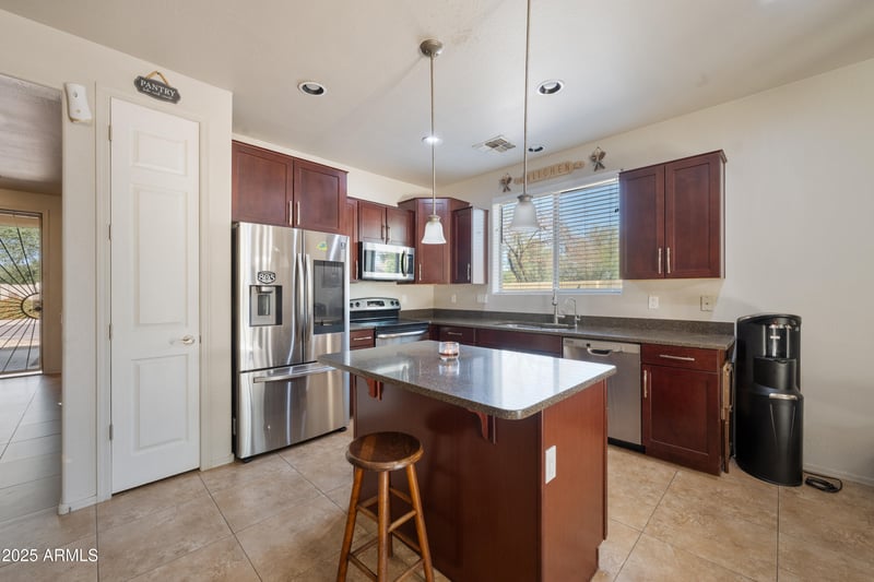4215 154th Dr, Goodyear, AZ 85395