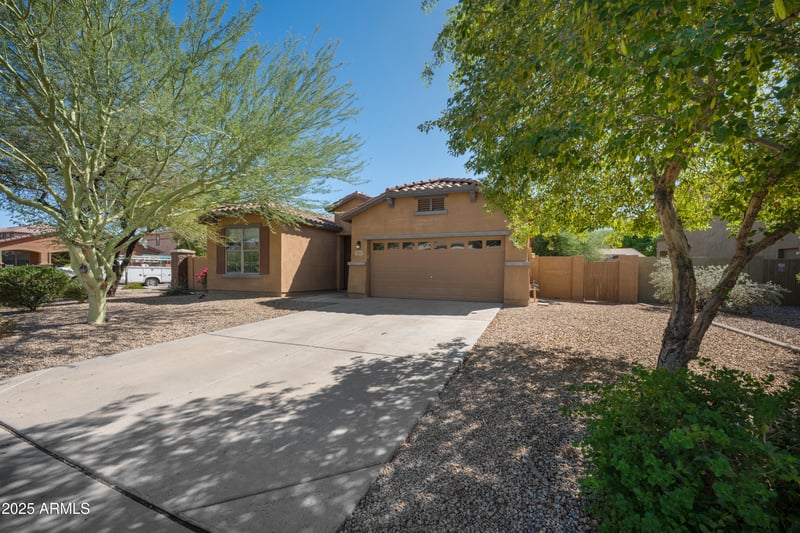 4215 154th Dr, Goodyear, AZ 85395
