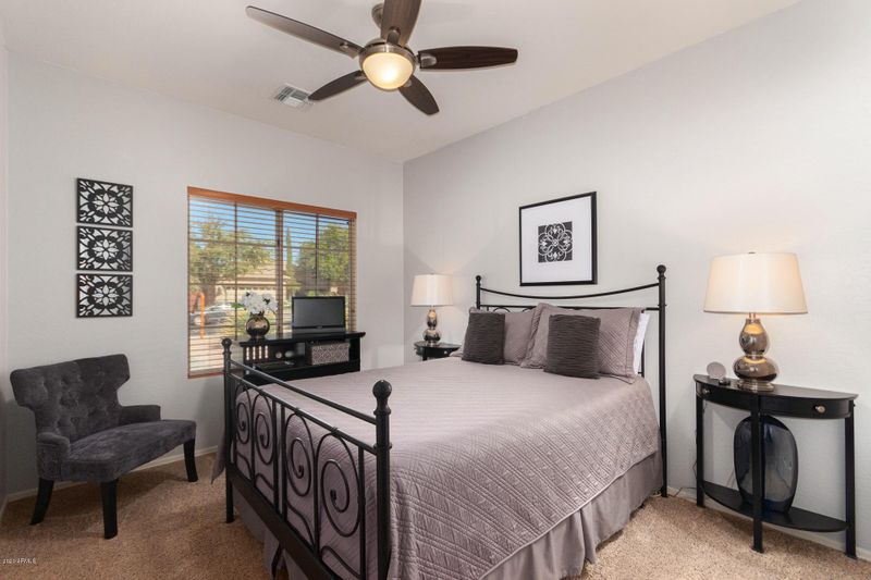 4215 E Westchester Dr, Chandler, AZ 85249