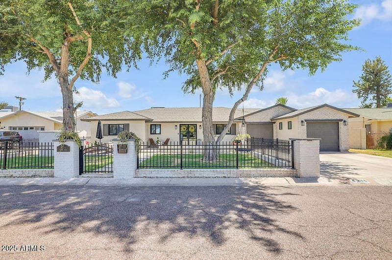 4215 Flower St, Phoenix, AZ 85018