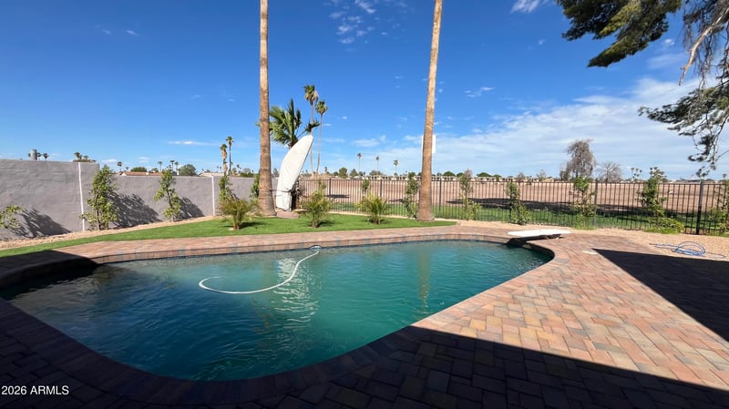 4215 N 105th Ave, Phoenix, AZ 85037