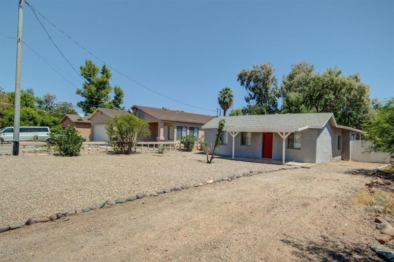 4215 N 18th Dr, Phoenix, AZ 85015