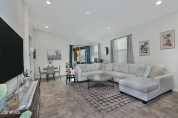 4215 W Bradshaw Creek Ln, New River, AZ 85087