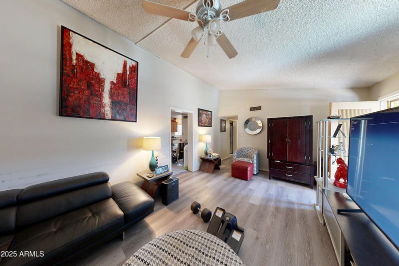 4217 106th Dr, Phoenix, AZ 85037