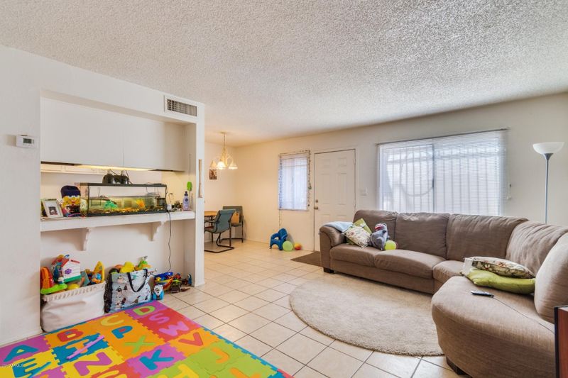 4217 S 47th Pl, Phoenix, AZ 85040