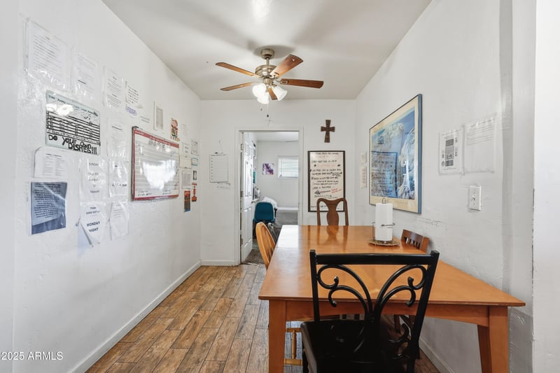 4218 15th Ave, Phoenix, AZ 85015