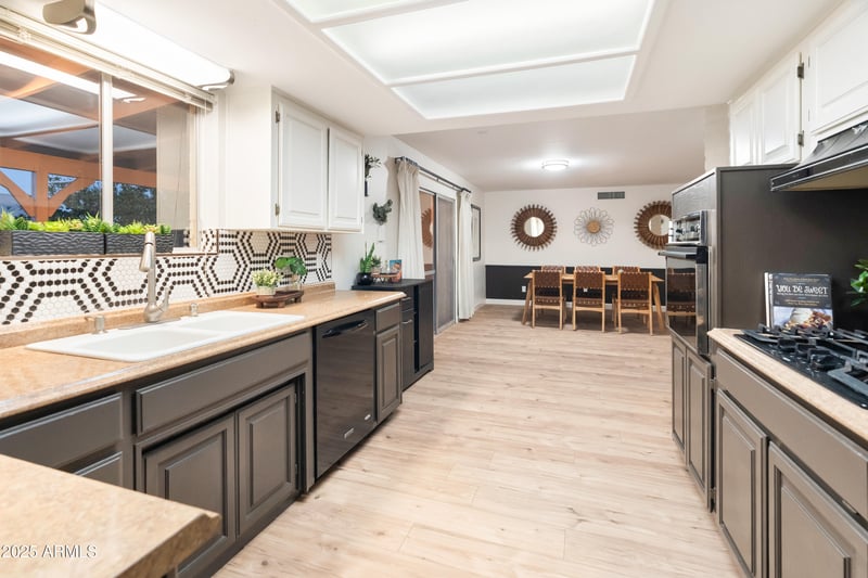 4218 Lawrence Ln, Phoenix, AZ 85051