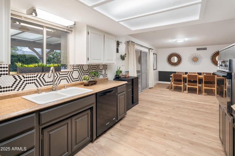 4218 Lawrence Ln, Phoenix, AZ 85051