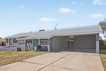 4218 N 82nd Dr, Phoenix, AZ 85033