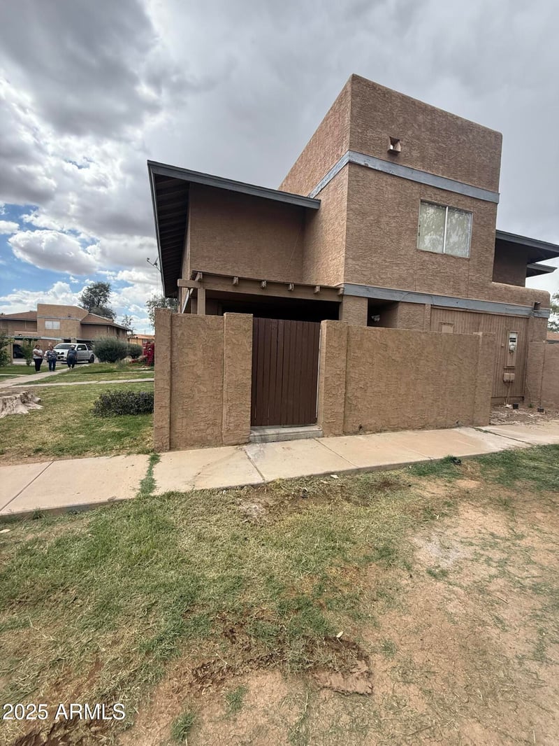 4219 69th Ln #1319, Phoenix, AZ 85033