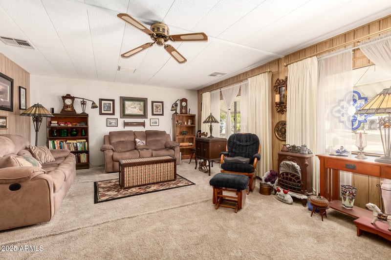 422 80th Way, Mesa, AZ 85208