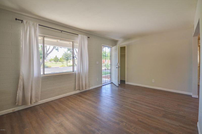 422 E Holmes Ave, Mesa, AZ 85204