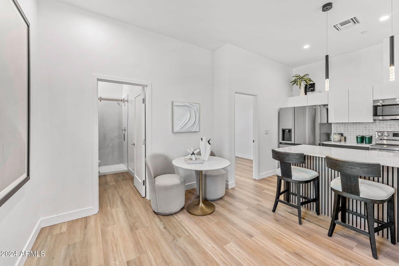 4220 32nd St #3, Phoenix, AZ 85018