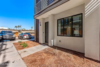 4220 32nd St #35, Phoenix, AZ 85018