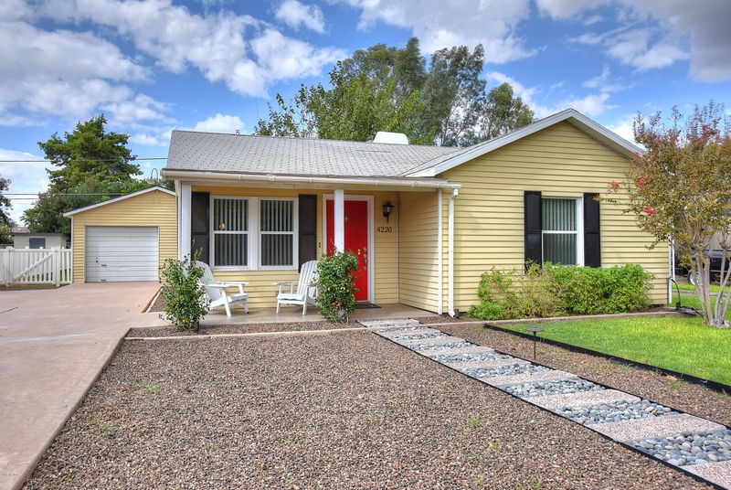 4220 N 18th Pl, Phoenix, AZ 85016