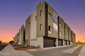 4220 N 32nd St #17, Phoenix, AZ 85018