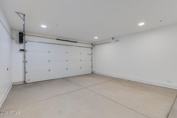 4220 32nd St #21, Phoenix, AZ 85018