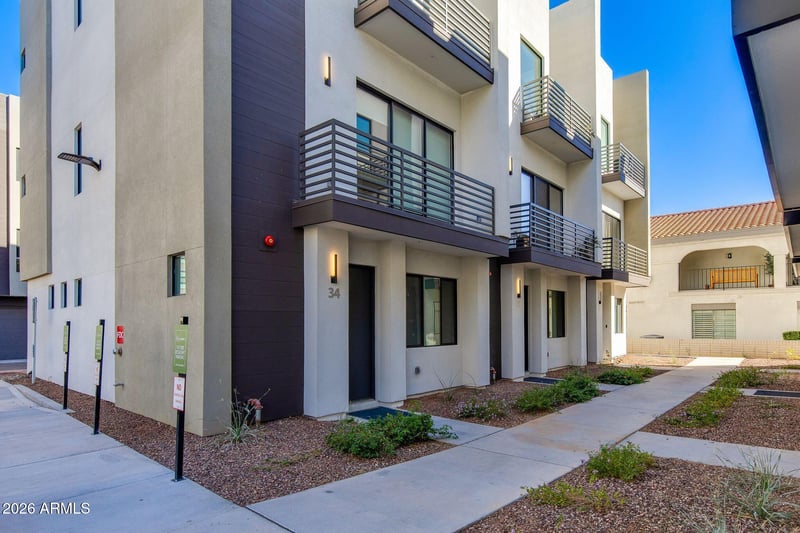 4220 N 32nd St #35, Phoenix, AZ 85018