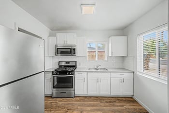 4220 3rd Ave, Phoenix, AZ 85013