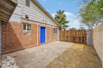 4220 3rd Ave, Phoenix, AZ 85013