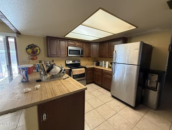 4220 86th Dr, Phoenix, AZ 85037