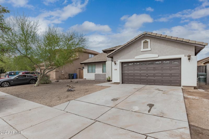 4220 S 76th Ave, Phoenix, AZ 85043