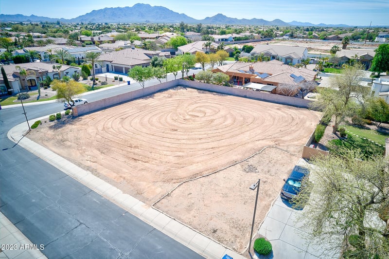 4221 Aquarius Pl #26, Chandler, AZ 85249