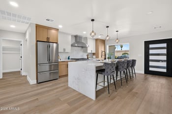 4221 E Mulberry Dr, Phoenix, AZ 85018