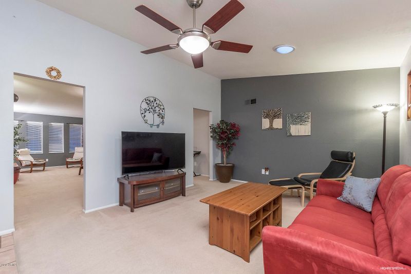 4221 E Western Star Blvd, Phoenix, AZ 85044