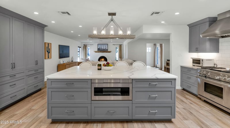 4222 34th Pl, Phoenix, AZ 85018