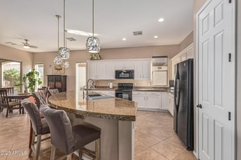 4222 Indigo St, Gilbert, AZ 85298