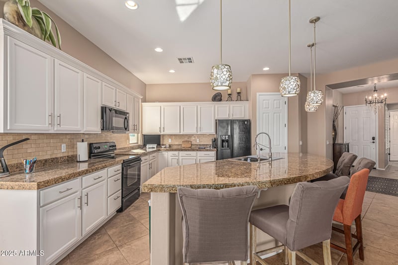 4222 Indigo St, Gilbert, AZ 85298