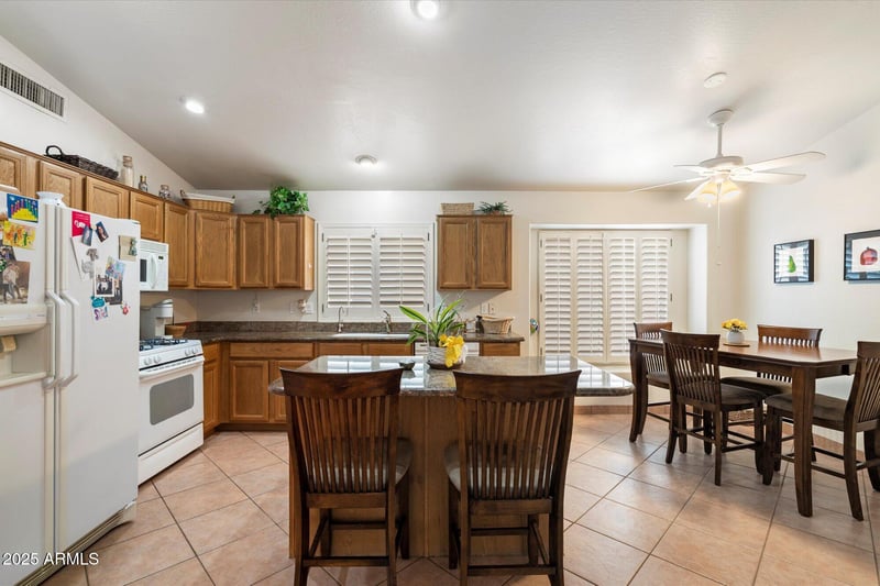 4222 Rosemonte Dr, Phoenix, AZ 85050