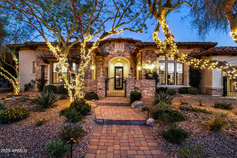 4223 Arboles Cir, Mesa, AZ 85207