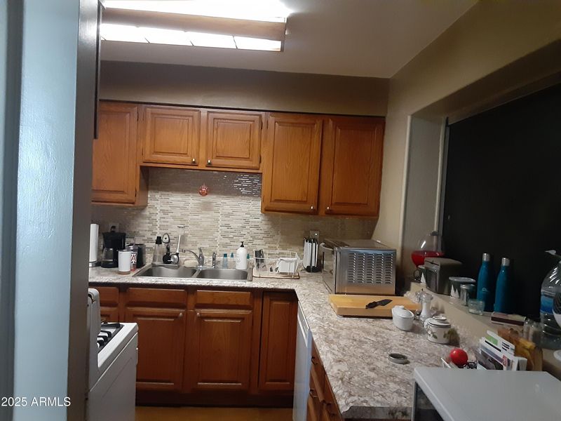 4223 E Earll Dr, Phoenix, AZ 85018