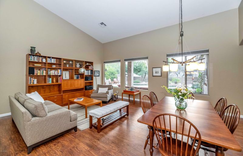 4223 W Saddlehorn Rd, Phoenix, AZ 85083