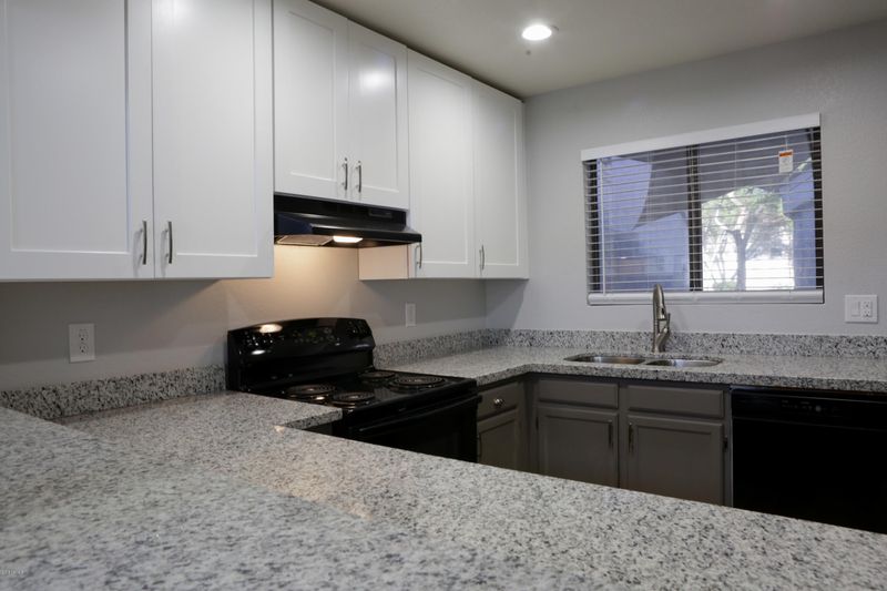 4225 N 21st St #18, Phoenix, AZ 85016