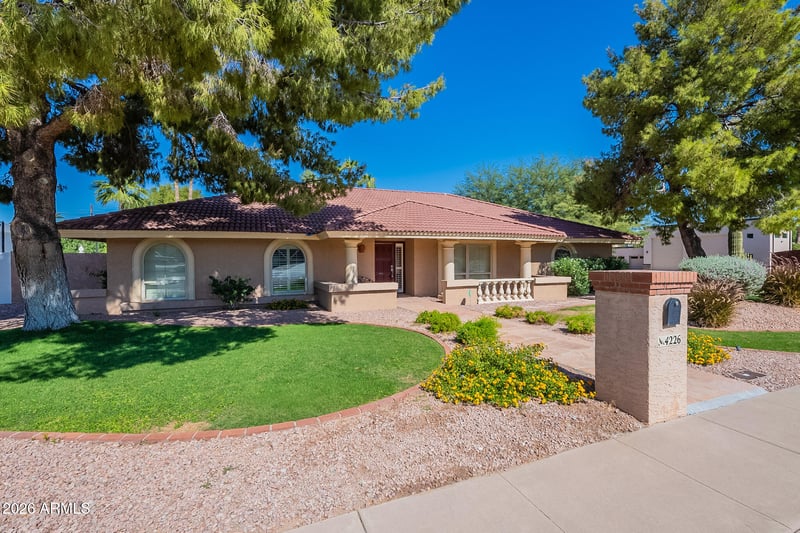 4226 E North Ln, Phoenix, AZ 85028