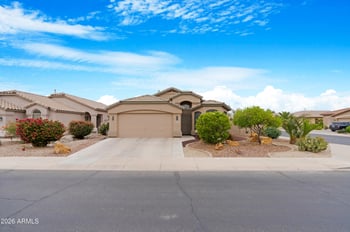 42266 Sparks Dr, Maricopa, AZ 85138