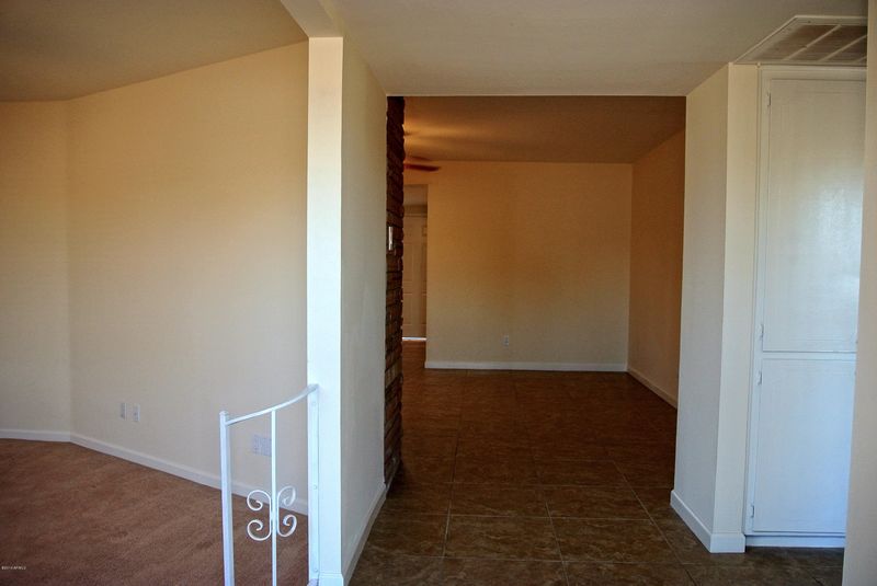 4227 W Lawrence Ln, Phoenix, AZ 85051